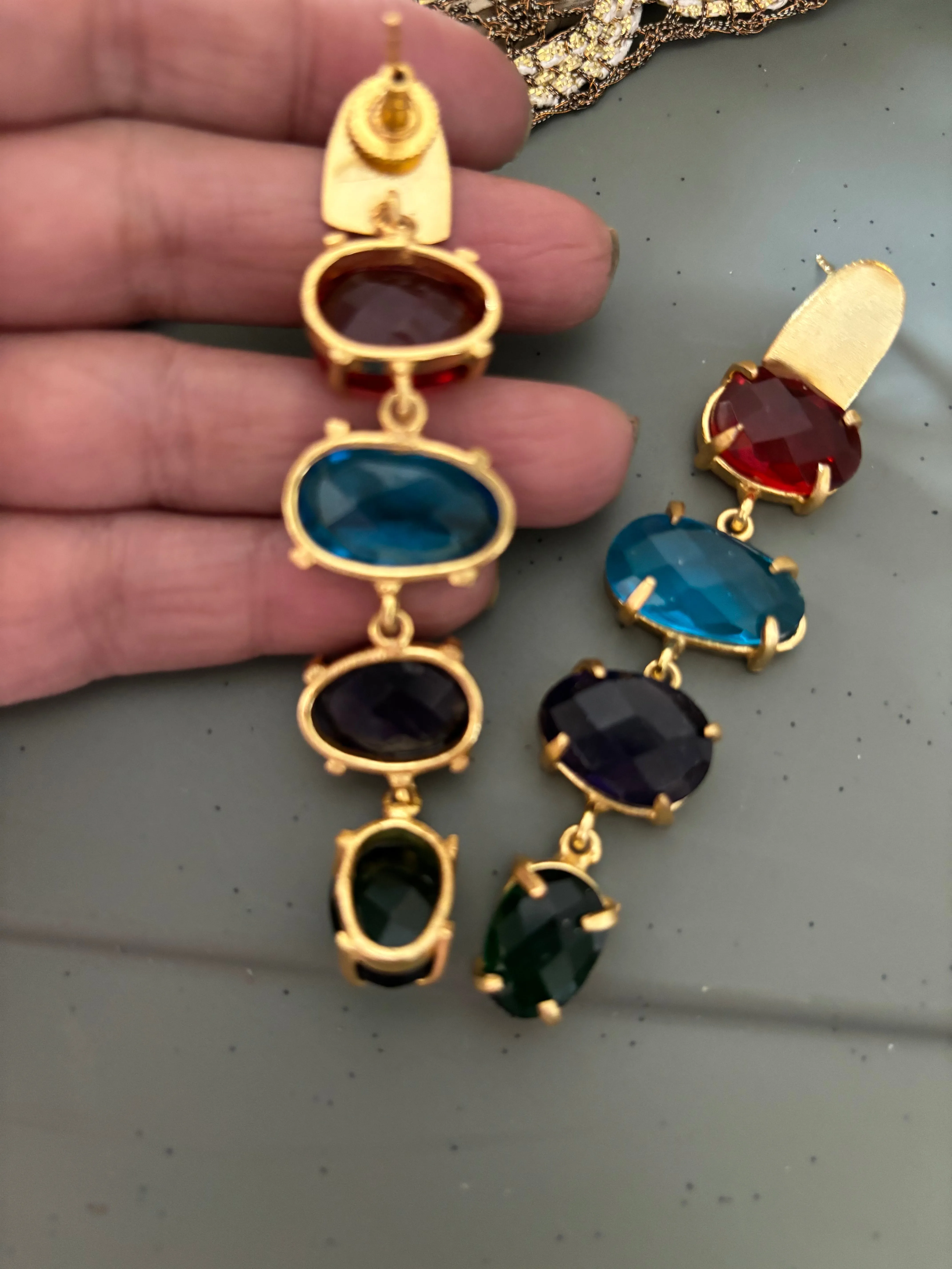 Scintillating Quartz Crystal Long Danglers