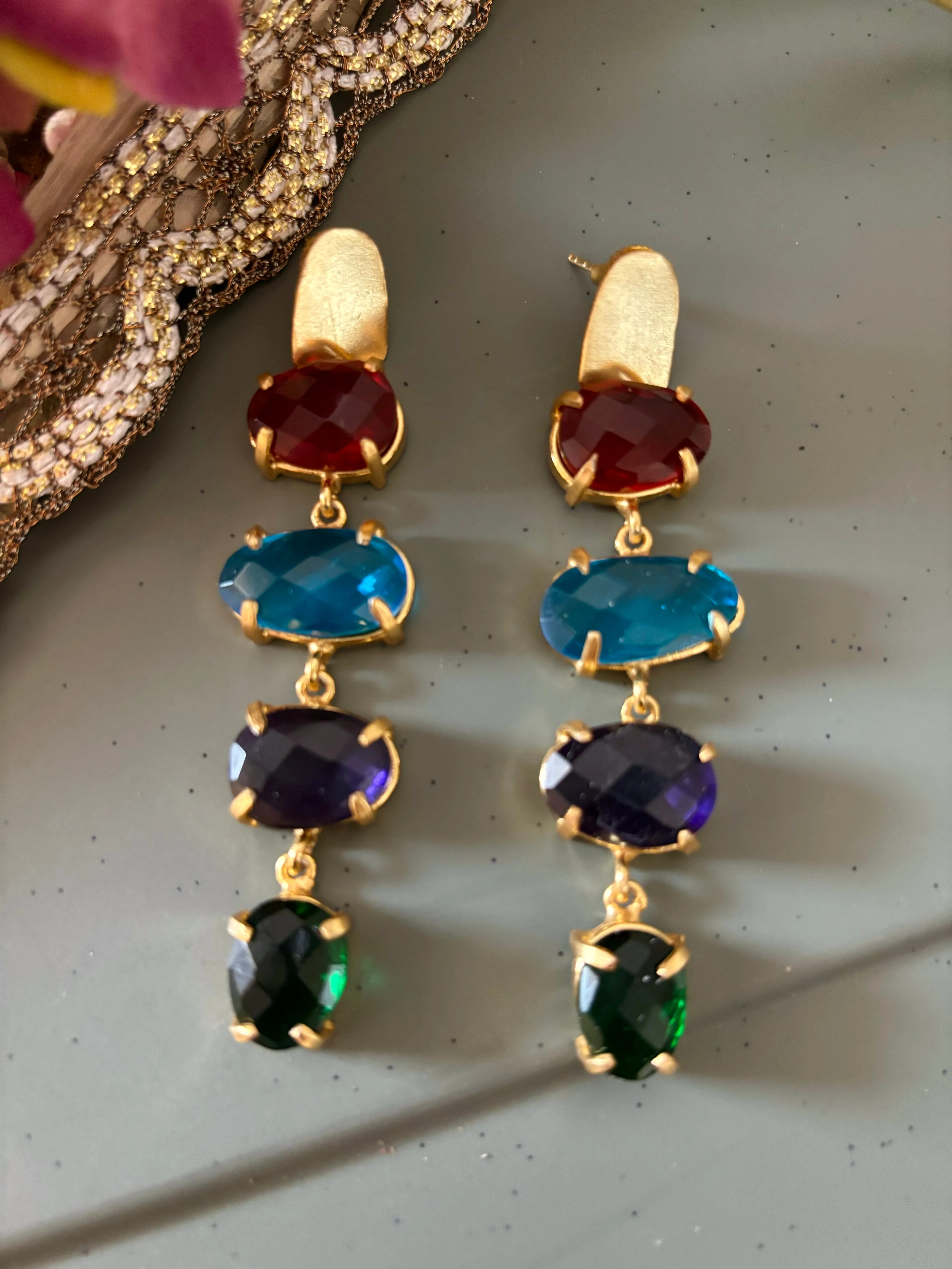 Scintillating Quartz Crystal Long Danglers